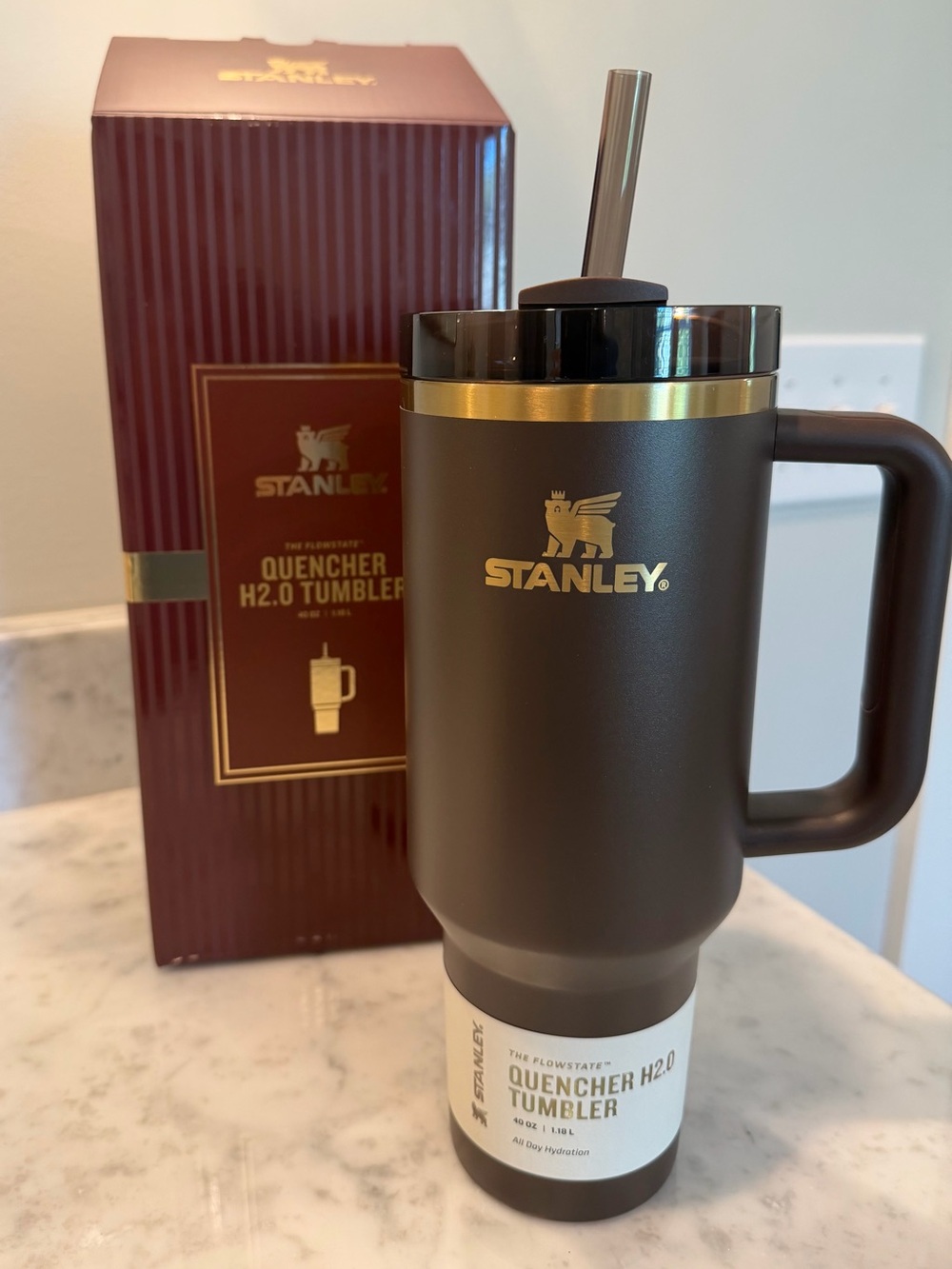 Stanley Brown and Gold Quencher H2.0 Tumbler with Handle and Straw